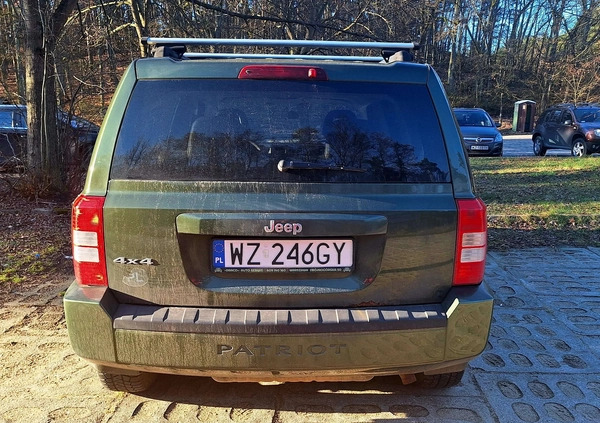 Jeep Patriot cena 12000 przebieg: 169000, rok produkcji 2007 z Błonie małe 46